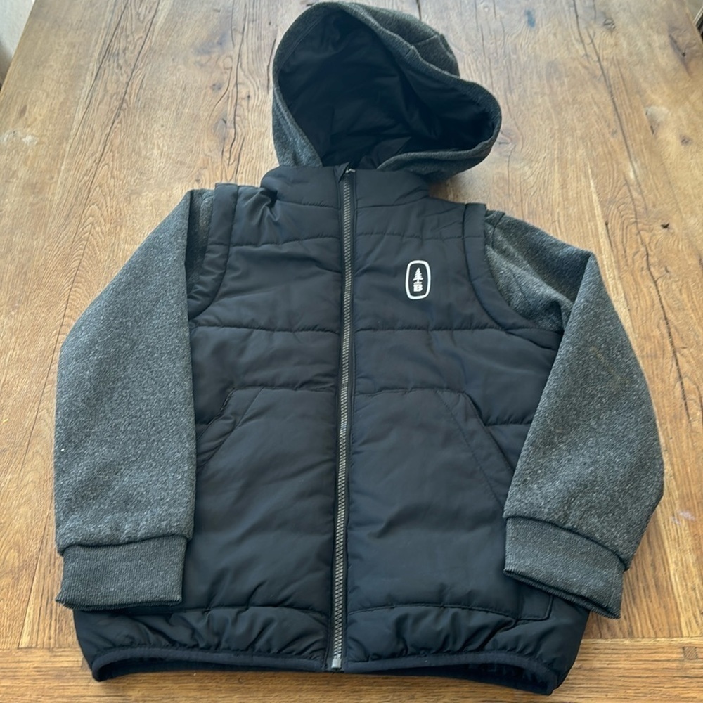Bass Outdoor Kids Jacket size medium